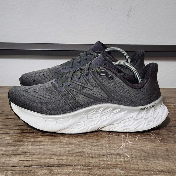 New Balance Fresh Foam X More v4 Men's Walking Shoes Sneakers Size 10 Gray - Picture 1 of 9